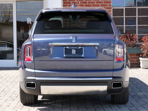 Certified 2023 Rolls-Royce Cullinan w/ Cullinan Package AWD/4WD image 21
