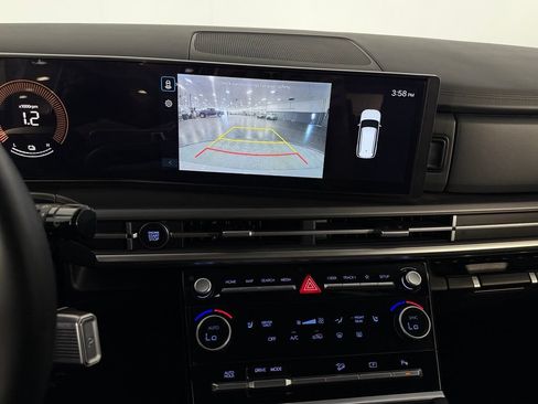 Used 2025 Hyundai Santa Fe SEL FWD image 18