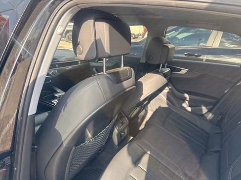 Used 2021 Audi A4 2.0T Premium w/ Convenience Package image 12