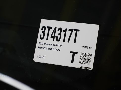 Used 2017 Hyundai Elantra GT image 28