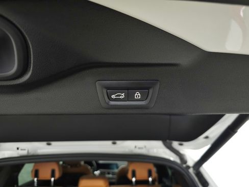 Used 2019 BMW X5 xDrive40i w/ Convenience Package image 10