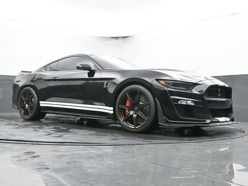 Used 2020 Ford Mustang Shelby GT500 w/ Technology Package image 46