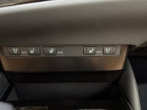 Used 2023 Lexus ES 350 w/ Premium Package FWD image 37