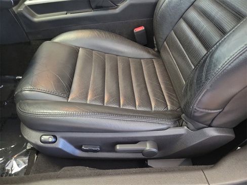 Used 2008 Ford Mustang Bullitt image 11