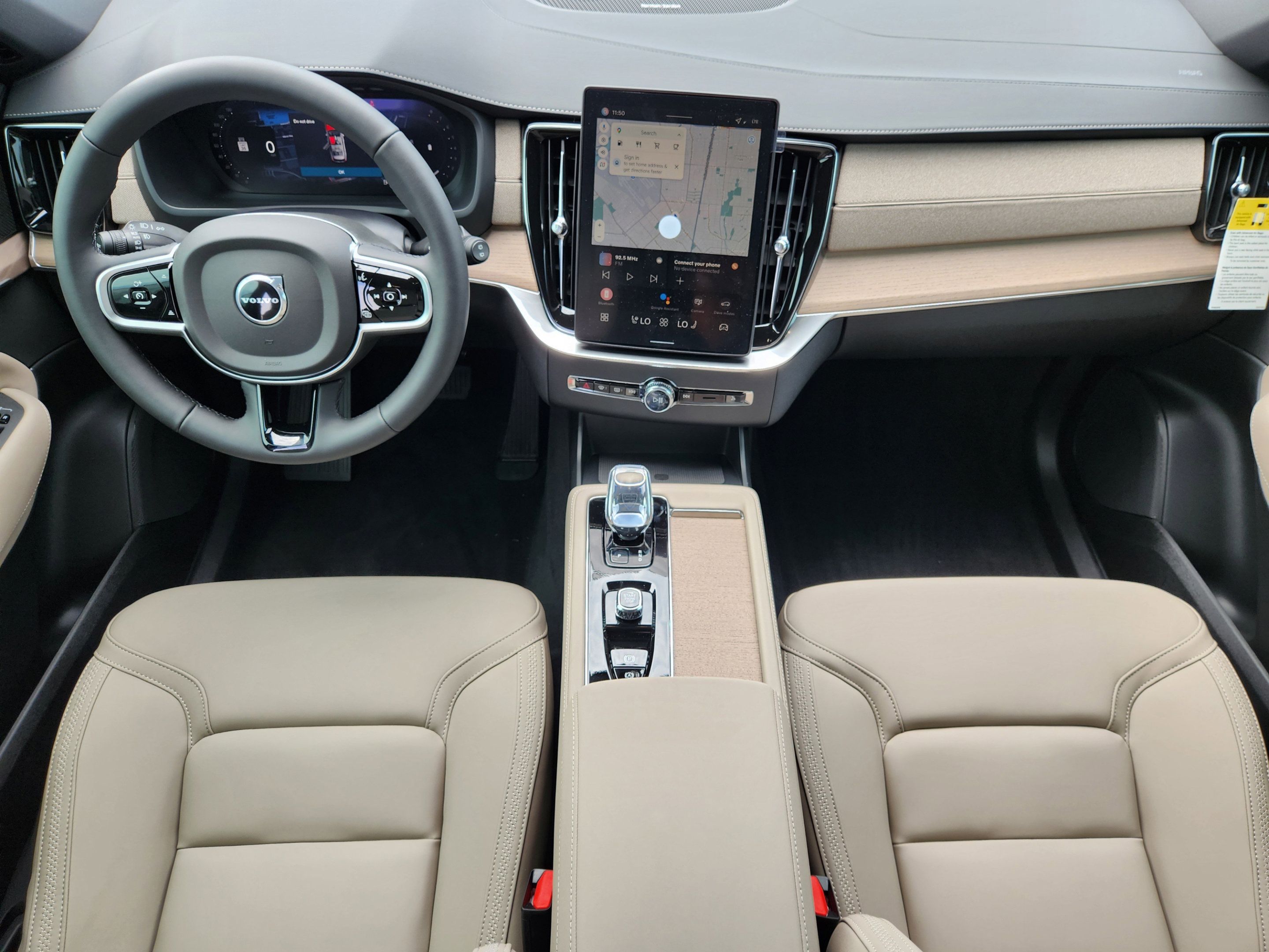 Used 2026 Volvo XC90 B6 Plus w/ Protection Package Premier AWD/4WD image 24