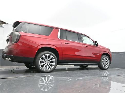 New 2026 Chevrolet Suburban Premier AWD/4WD image 50