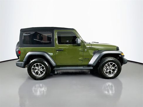 Used 2024 Jeep Wrangler Sport S image 7