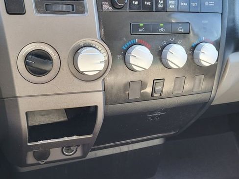 Used 2012 Toyota Tundra 4x4 Double Cab w/ Tow Pkg image 16