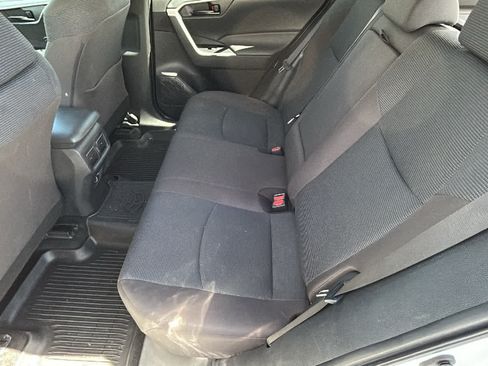 Used 2023 Toyota RAV4 LE AWD/4WD image 24