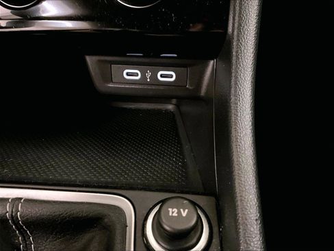 Used 2023 Volkswagen Jetta SE FWD image 31