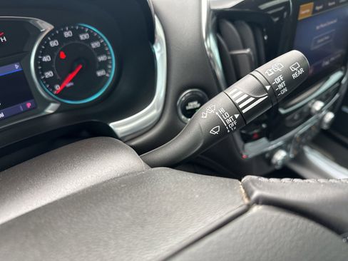 Used 2021 Chevrolet Traverse High Country FWD image 45