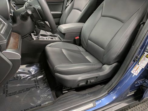 Used 2019 Subaru Outback 2.5i Limited image 11