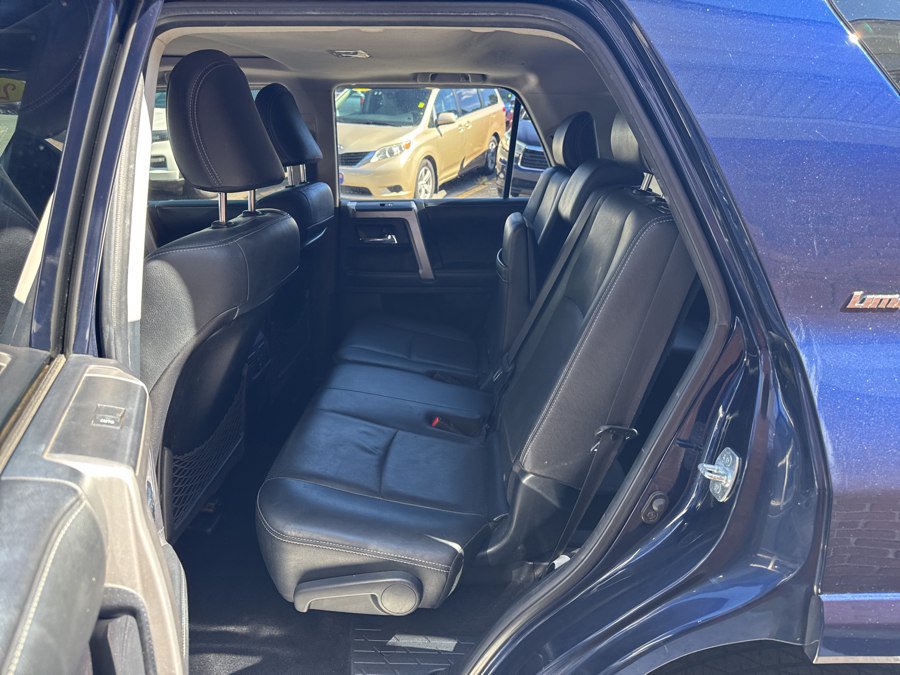 Used 2015 Toyota 4Runner Limited AWD/4WD image 19