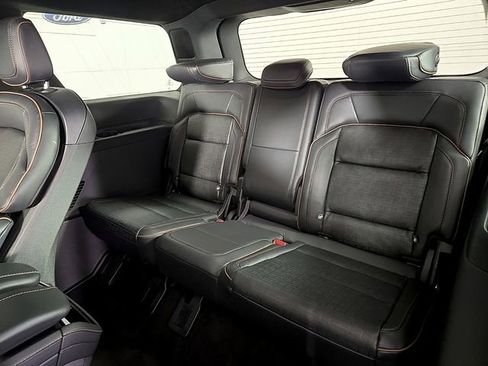 New 2025 Lincoln Navigator Black Label image 8