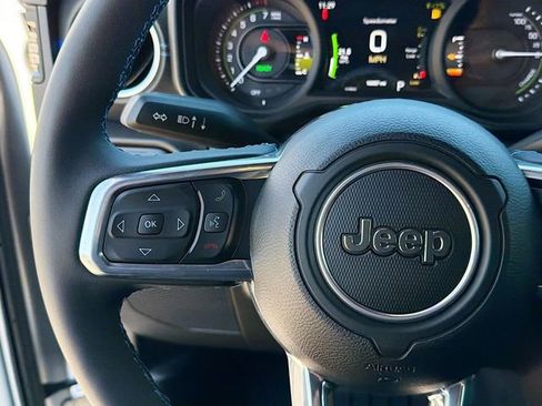 Used 2024 Jeep Wrangler High Altitude image 33