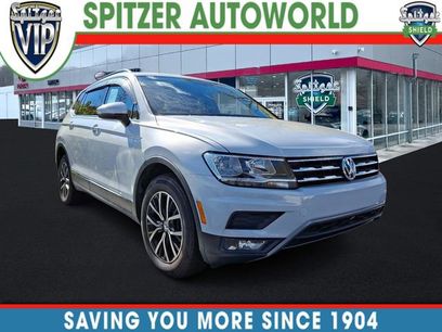 Used 2018 Volkswagen Tiguan SE w/ Panoramic Sunroof Package