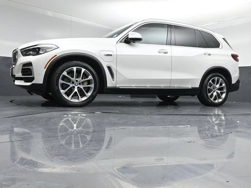 Used 2022 BMW X5 xDrive45e AWD/4WD image 41