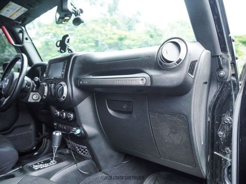 Used 2017 Jeep Wrangler Sport AWD/4WD image 47