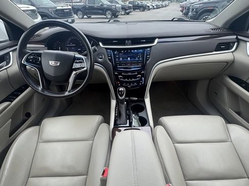 Used 2017 Cadillac XTS Luxury image 13