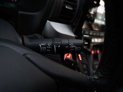 Used 2023 Honda Odyssey Touring image 25