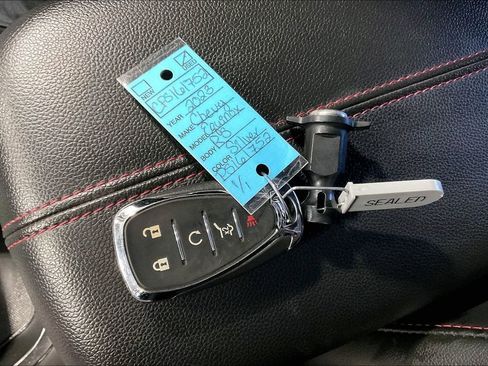 Used 2023 Chevrolet Equinox RS image 13