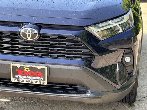 Used 2023 Toyota RAV4 XLE Premium FWD image 8