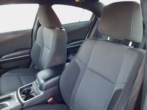Used 2022 Dodge Charger SXT image 13
