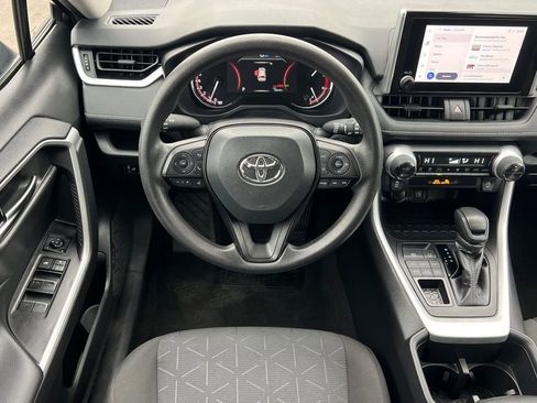 Used 2024 Toyota RAV4 XLE image 14