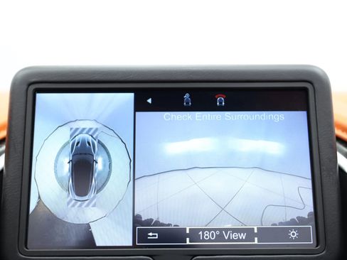 Used 2022 Aston Martin DBS Superleggera Volante RWD image 44