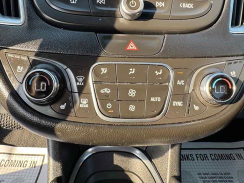 Used 2020 Chevrolet Malibu Premier FWD image 17