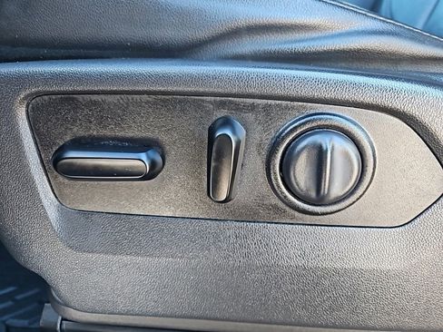 Used 2020 Chevrolet Silverado 1500 LT Trail Boss image 20