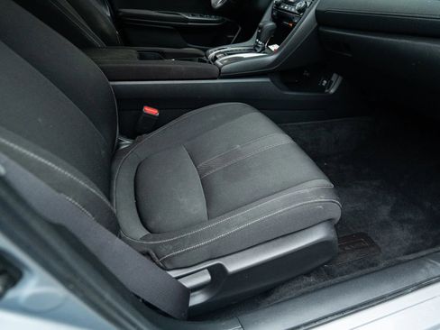 Used 2018 Honda Civic EX image 12