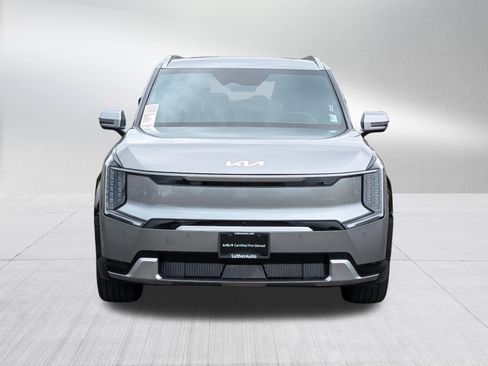 Certified 2024 Kia EV9 Land AWD/4WD image 2