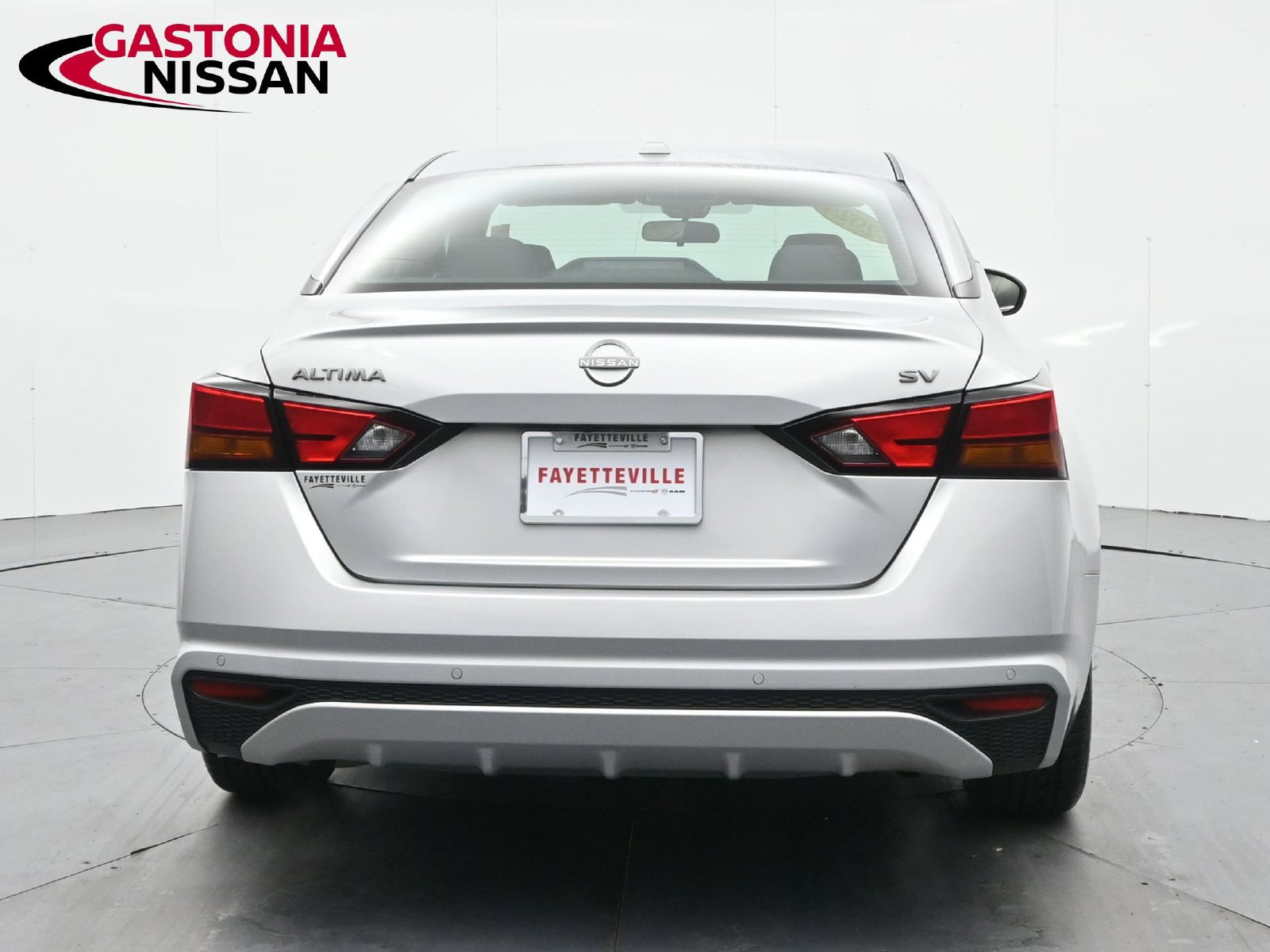 Used 2024 Nissan Altima 2.5 SV FWD image 7