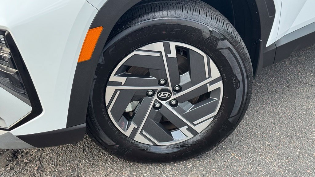 Certified 2025 Hyundai Tucson Blue AWD/4WD image 9