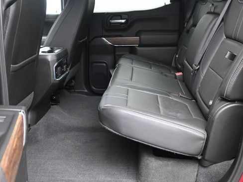 Used 2020 Chevrolet Silverado 1500 High Country w/ Technology Package AWD/4WD image 12