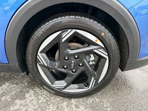New 2026 Kia K4 EX FWD image 25