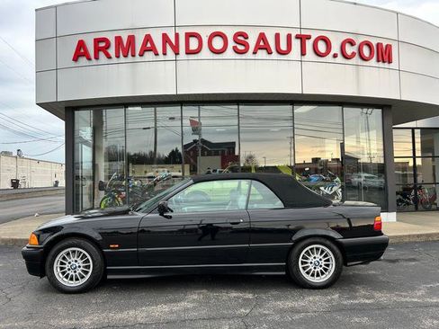 Used 1997 BMW 328i Convertible image 1
