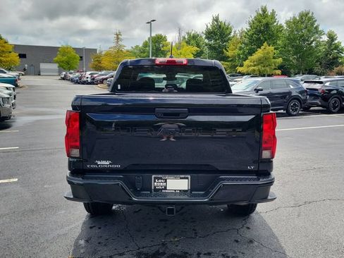 Used 2023 Chevrolet Colorado LT RWD image 5