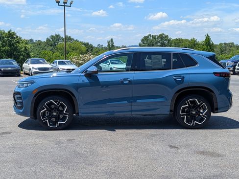Used 2025 Volkswagen Tiguan SEL R-Line AWD/4WD image 6