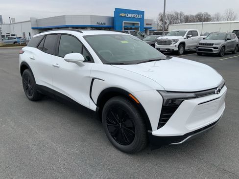 New 2026 Chevrolet Blazer EV LT FWD image 2