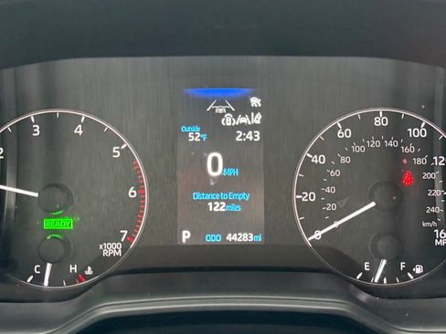 Used 2023 Toyota Corolla LE image 32