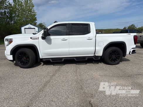 Used 2022 GMC Sierra 1500 Elevation w/ X31 Off-Road Package AWD/4WD image 3
