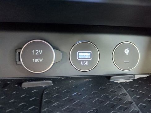 Certified 2025 Genesis G70 2.5T w/ Sport Prestige Package image 12