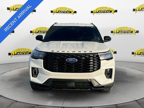 Certified 2025 Ford Explorer ST-Line w/ Premium Package image 8