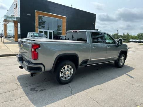 Used 2024 Chevrolet Silverado 2500 High Country w/ High Country Premium Package AWD/4WD image 22