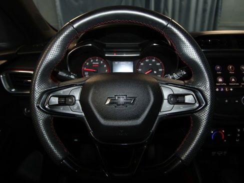 Used 2023 Chevrolet TrailBlazer RS AWD/4WD image 10