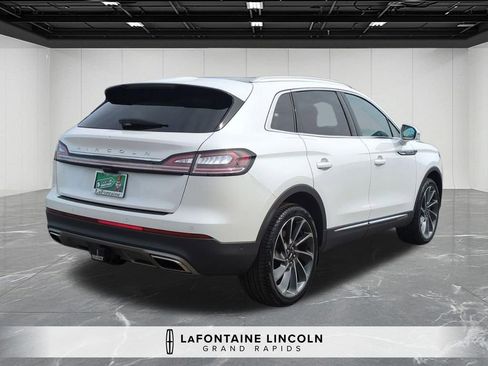 Certified 2022 Lincoln Nautilus Reserve w/ Equipment Group 202A AWD/4WD image 5
