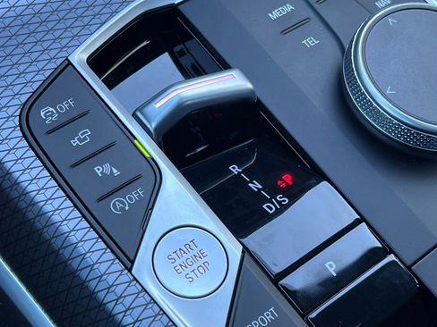 New 2026 BMW 330i Sedan w/ M Sport Package RWD image 23