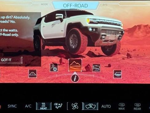 Used 2024 GMC Hummer EV 3X w/ Extreme Off-Road Package AWD/4WD image 37